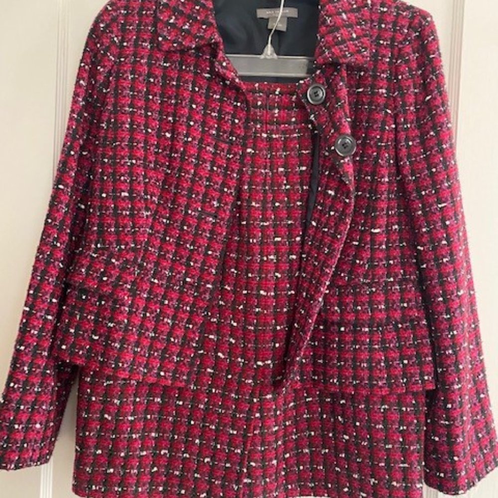 Ann Taylor Suit size 8p